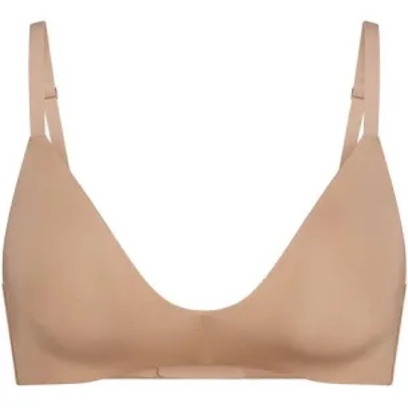 SKIMS Other - SKIMS Wireless Form Lightly Lined Bra | Color: sand/36D